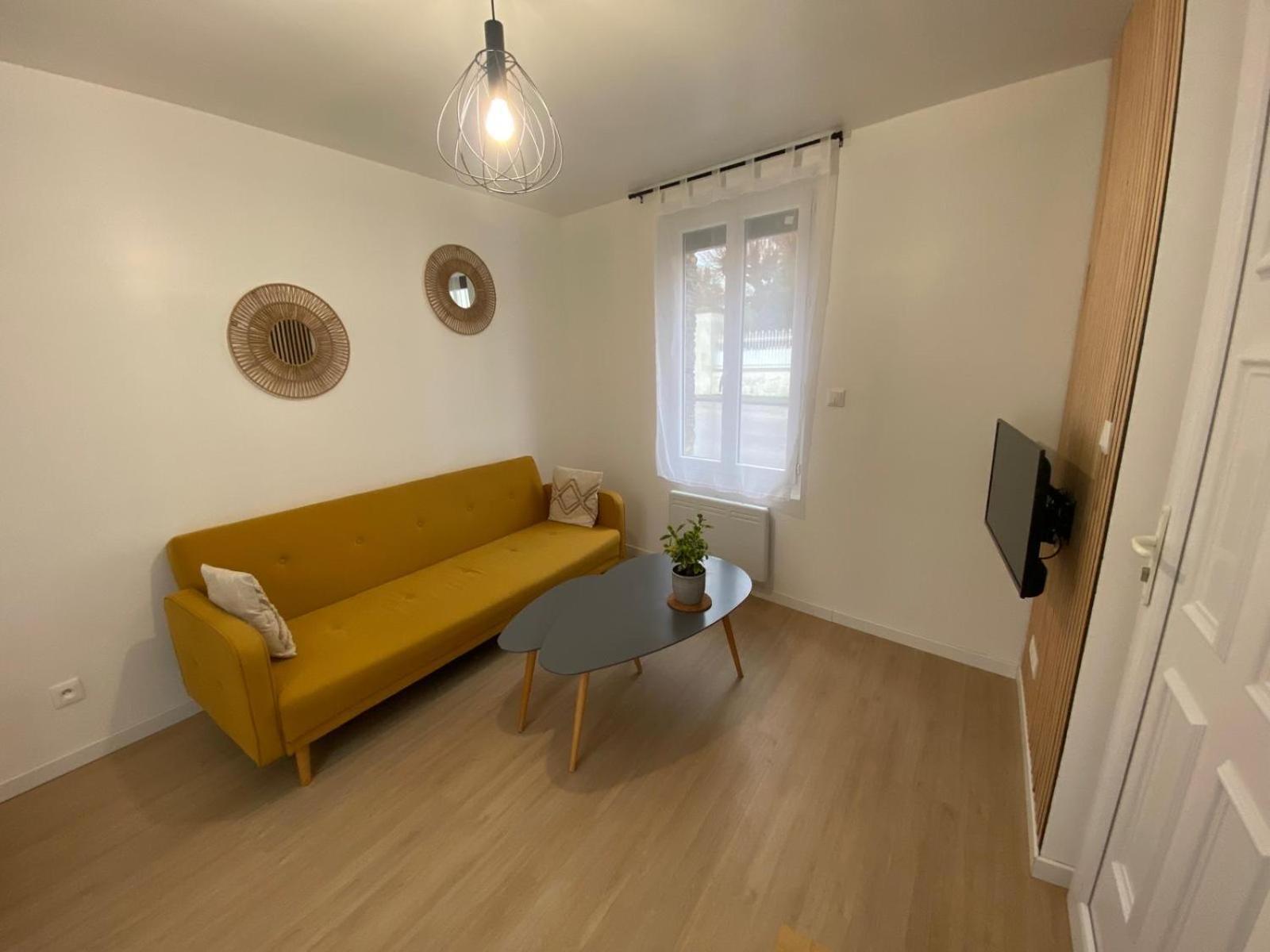 Appartements Pacy-Sur-Eure Exterior foto